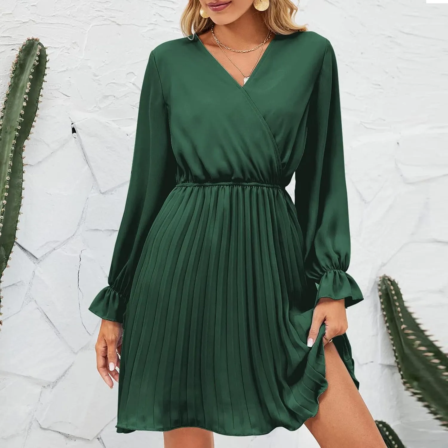 hlysgo Womens Casual Dresses 2025 Summer Slim Fit A-Line Flowy Beach Dress Trendy Long Sleeve V Neck Pleated Mini Dress