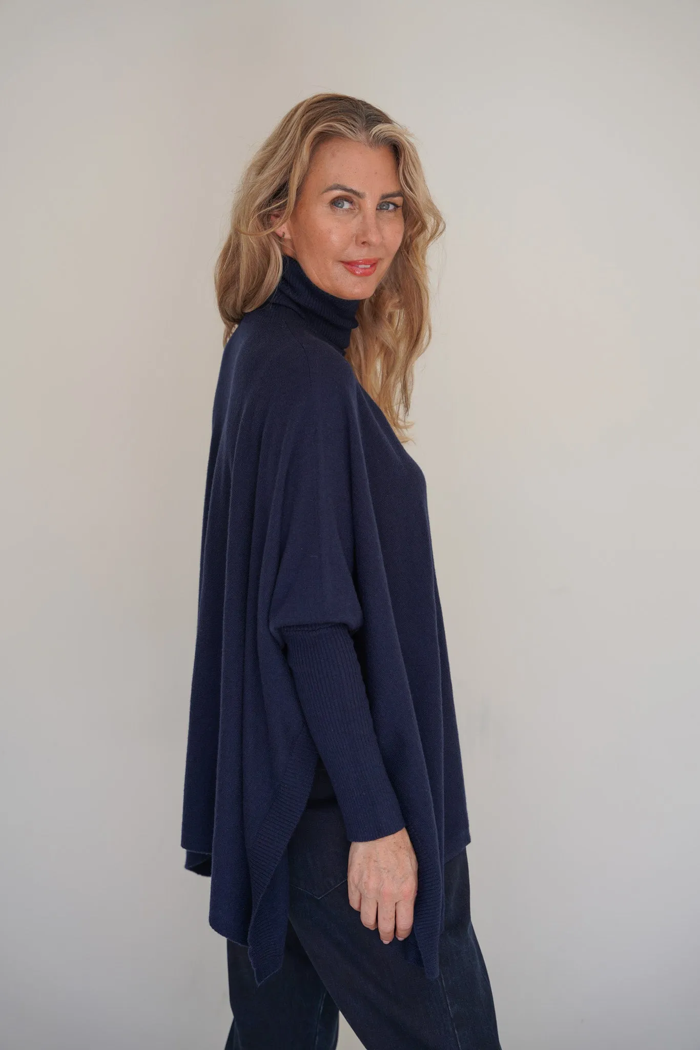 Ink Short Poncho