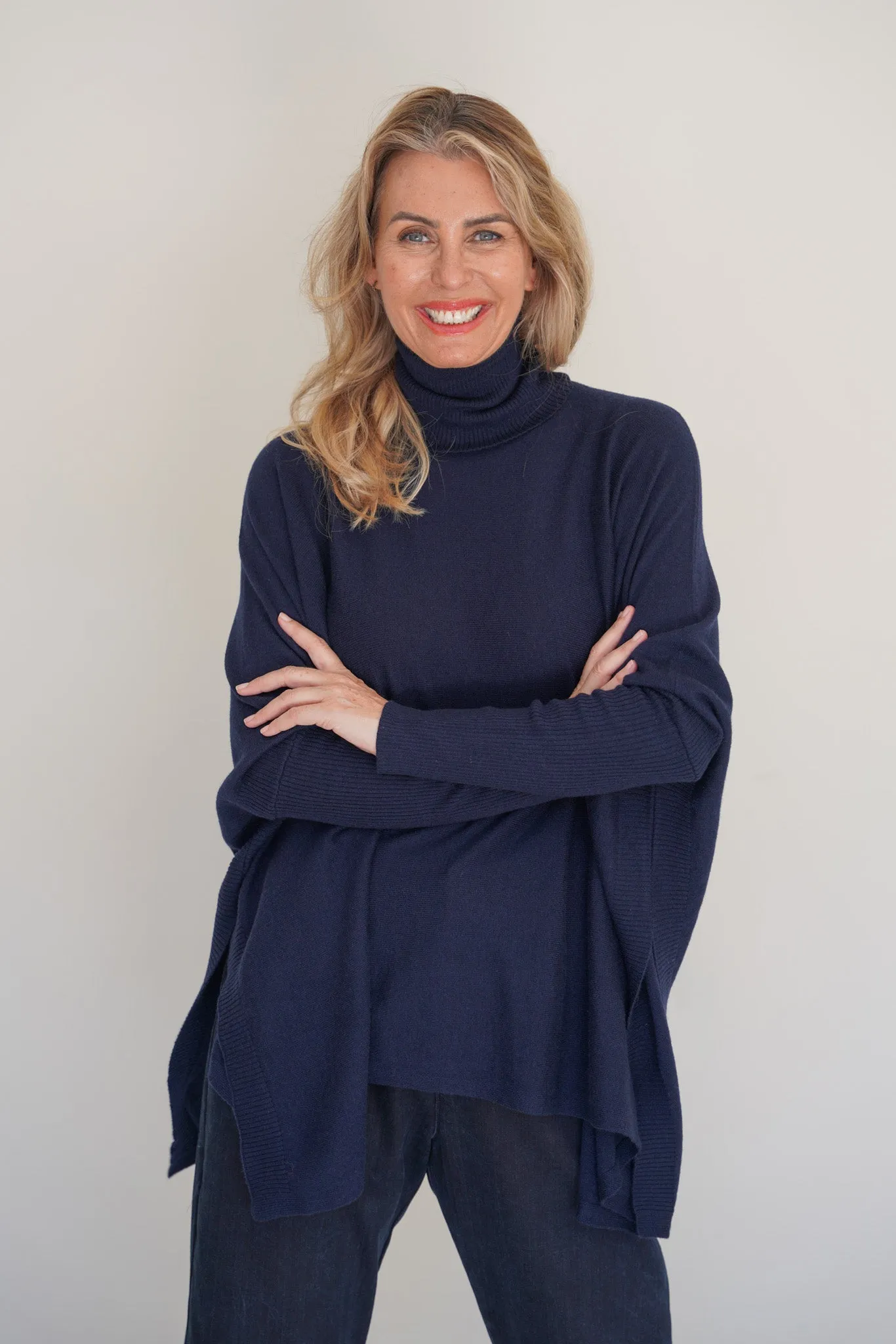 Ink Short Poncho