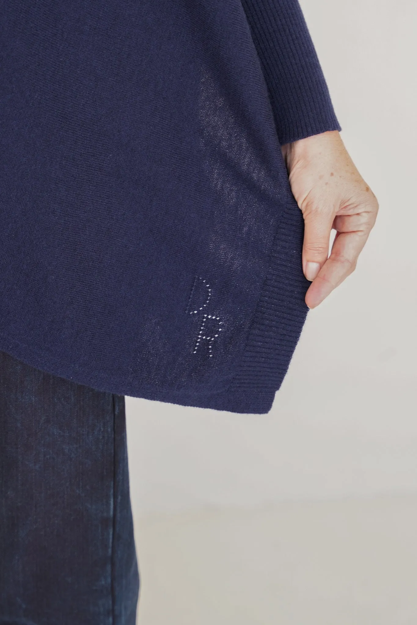Ink Short Poncho